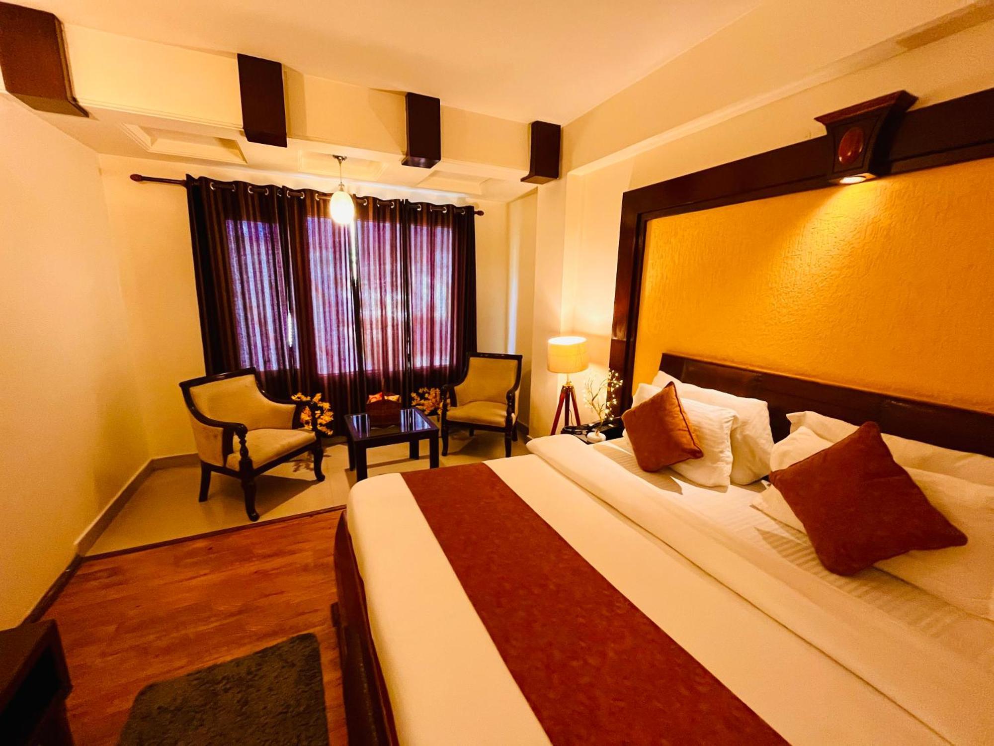 Hotel The North Wind In City Center, Manali Esterno foto